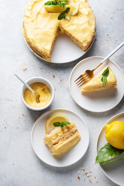 Sweet cake with lemon cream