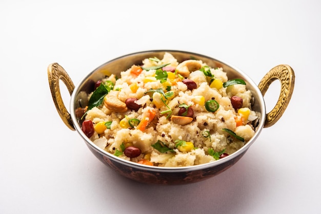 Sweet Corn Upma makai rava uppittu gemaakt met of zonder semolina gezond Indiase ontbijt