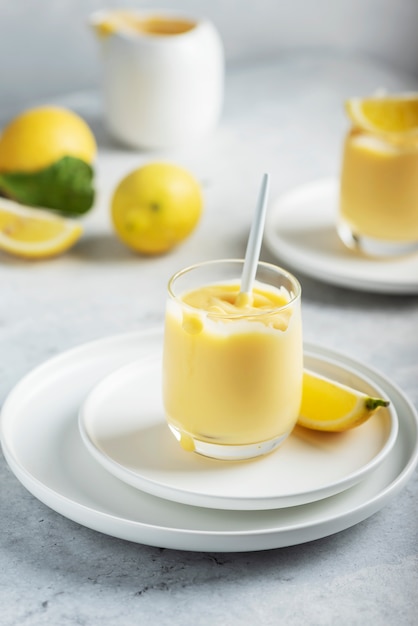 Sweet lemon curd