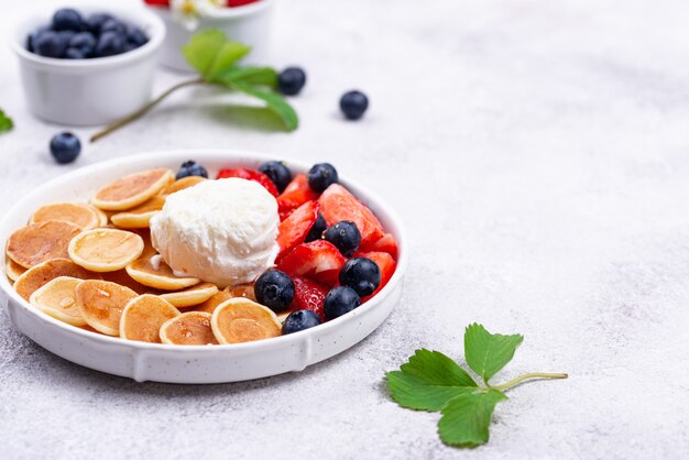 Sweet pancake cereals with berries