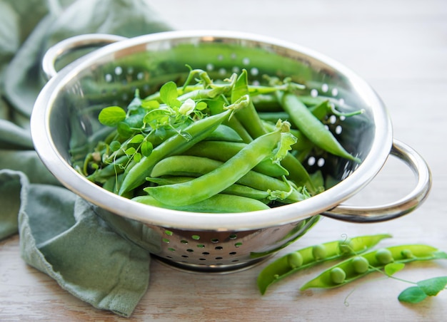 Sweet pea pods