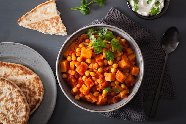 Sweet potato and chickpea curry with naan bread