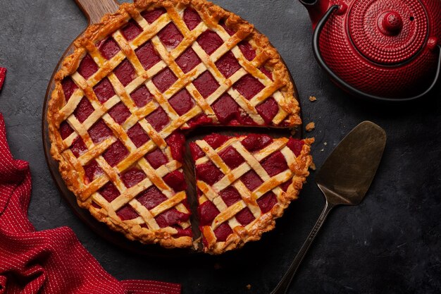 Sweet raspberry and strawberry jam cake