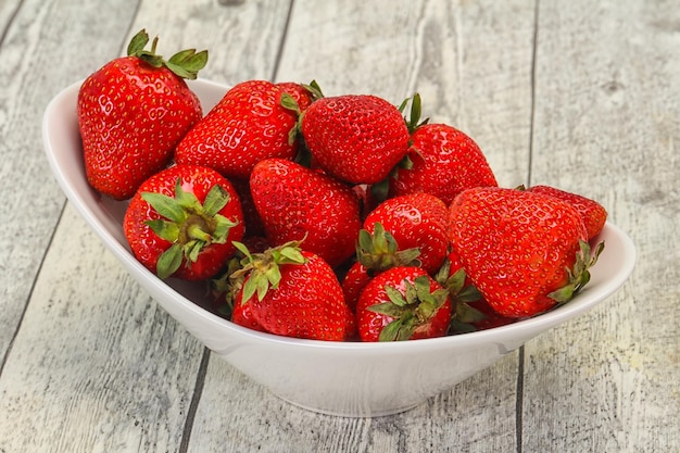 Sweet strawberry in the bowl