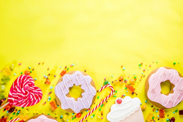 Disposizione creativa dei dolci, concetto del dessert