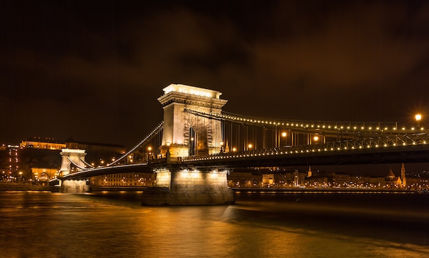 Szechenyi-kettingbrug