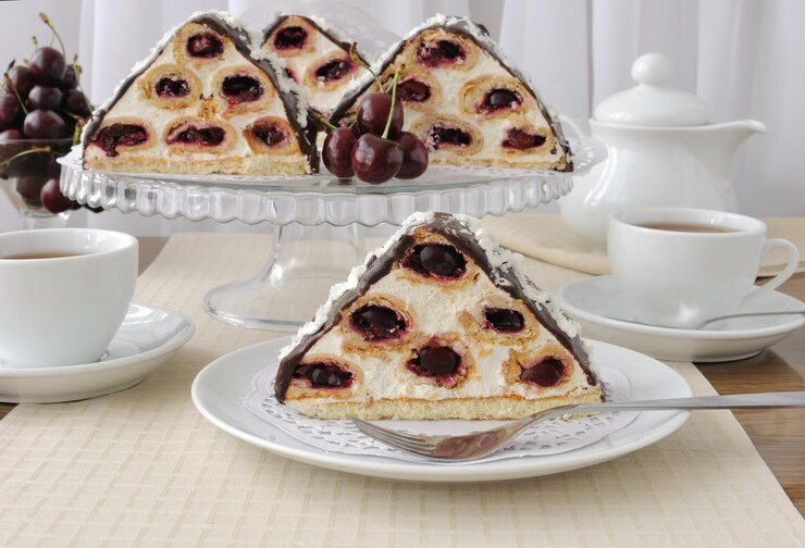Taart met kersenchocolade met kokos