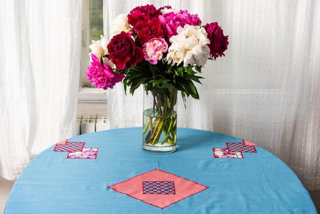 Table setting for a festive and relaxing atmosphere