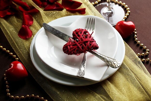 Сервировка стола в День святого Валентина