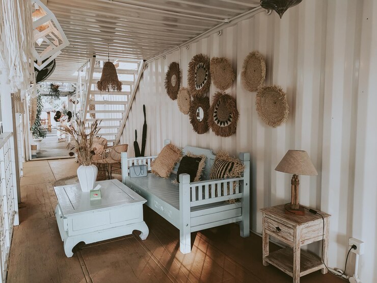 Photo tables and chairs at home