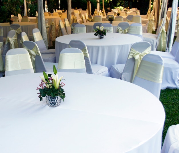 Tables and decoration prepared for an outdoor party 