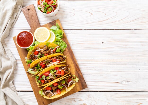 Photo tacos with meat and vegetables