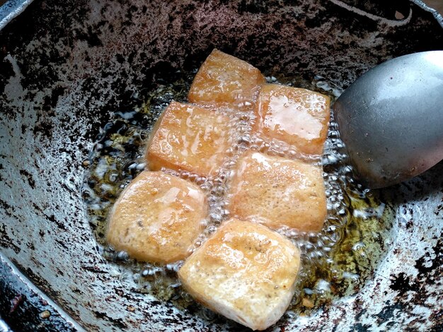 Tahu goreng или жареный тофу индонезийские кулинарные блюда