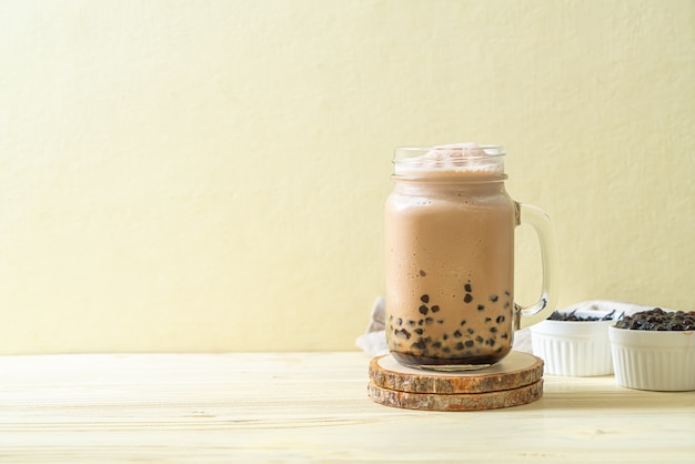 Taiwan milk tea with bubbles