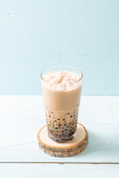 Taiwan milk tea with bubbles