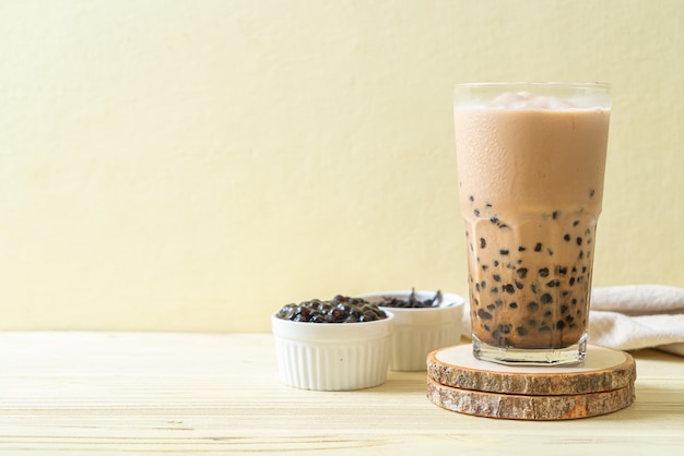 Taiwan milk tea with bubbles