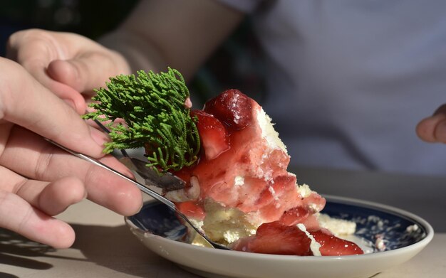 Take closeup photos of people holding food and drinks