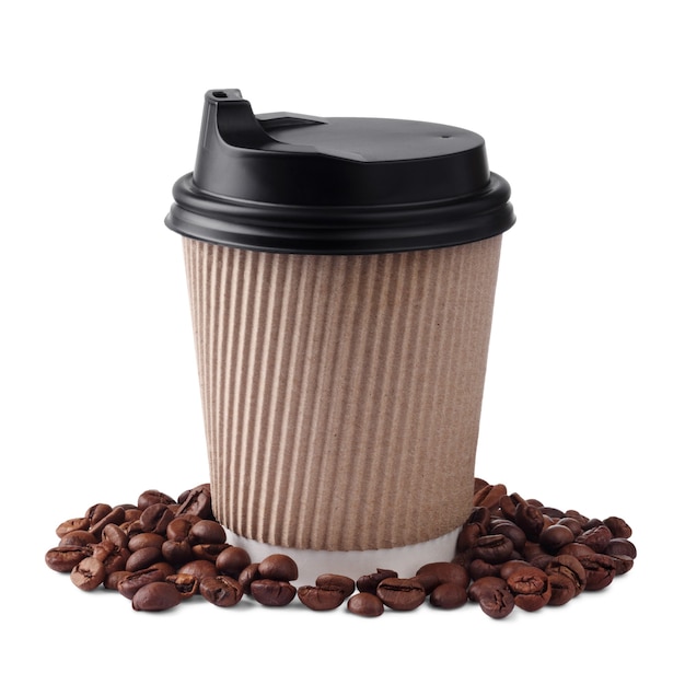 Photo takeaway paper coffee cup with black caps and coffee beans isolated on white background.