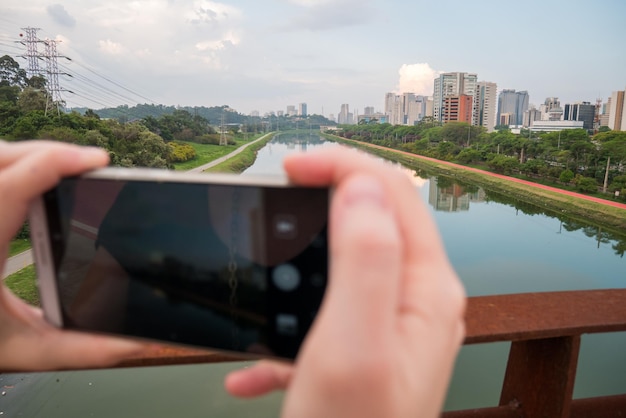 Taking a snap of Marginal Pinheiros and Bike Lanesx9