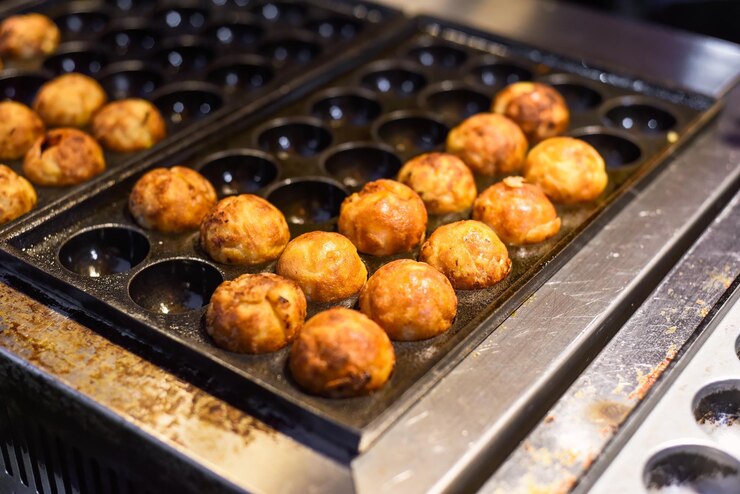 クアラルンプールのジャラン・アロー屋台のたこ焼きボール