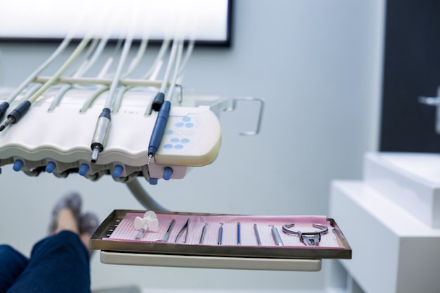 Tandheelkundige instrumenten en apparatuur
