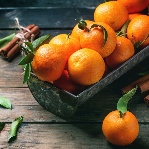 Tangerines with cinnamon