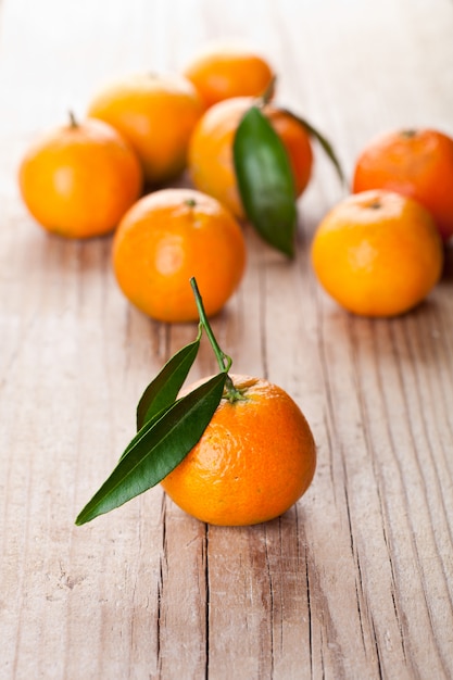 Tangerines with leaves 