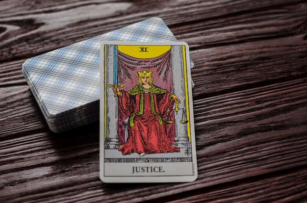 Tarot card: Justice