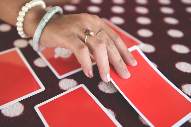 Tarotkaarten waarzeggerij lezen