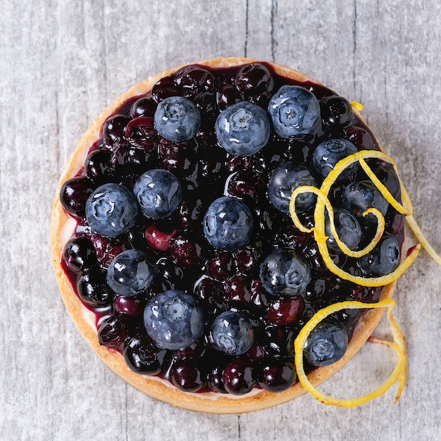 Tart with blueberries