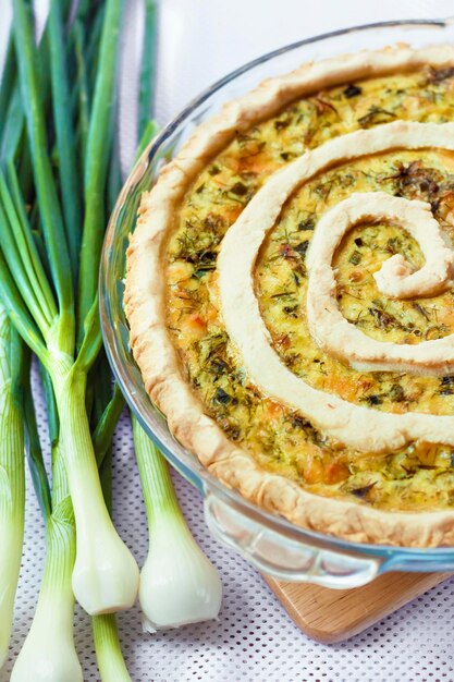 Tart with goat cheese and green onions