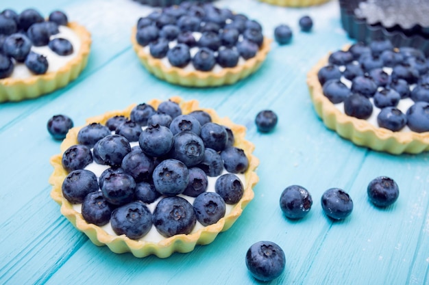 Tartlets with blueberry