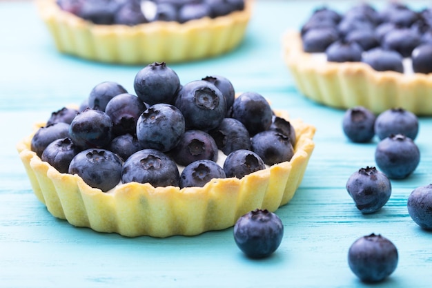 Tartlets with blueberry