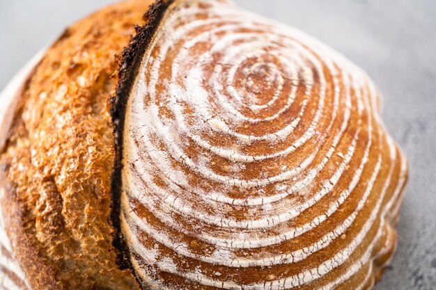 Tarwe zuurdesembrood