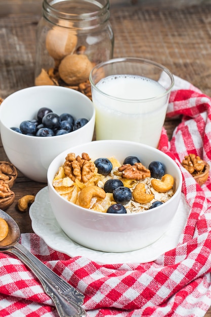 Gustosa colazione con i cereali