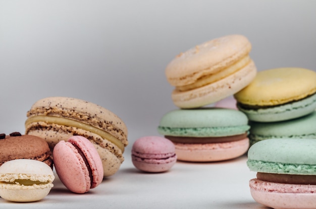 Macarons gustosi della torta