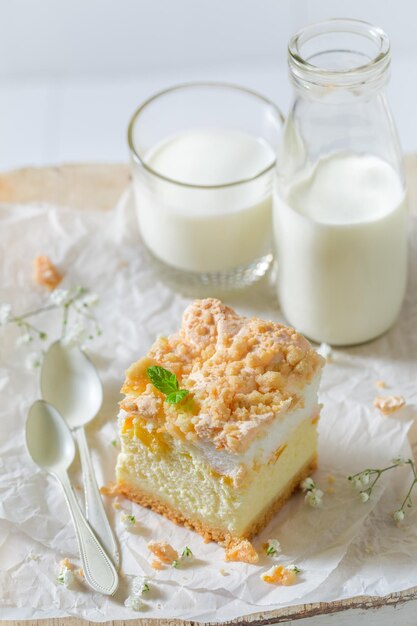 Tasty cheesecake made of peach and crumble