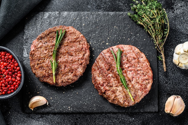 Tasty grilled ground beef patties