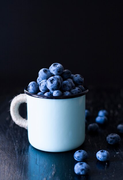 A tasty and healthy snack: juicy and sweet blueberries.