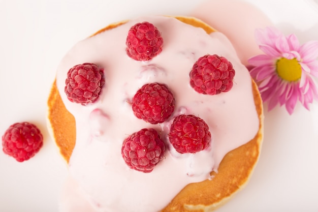 Tasty pancakes with raspberries 