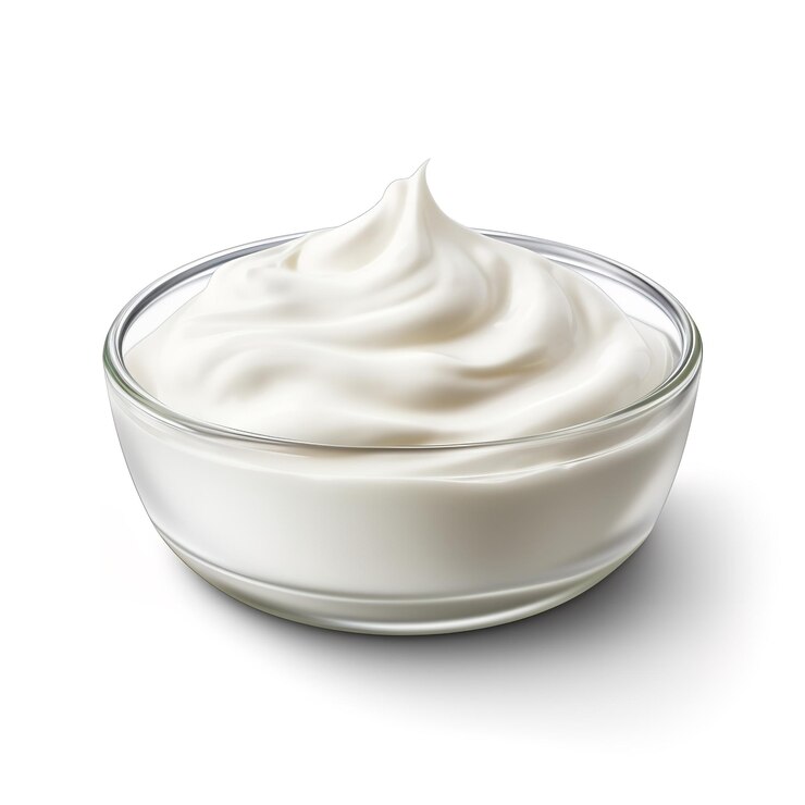 Photo tasty regular yogurt smooth isolated on white background
