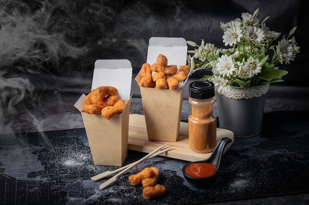 Tater tots zijn gesneden gele chips