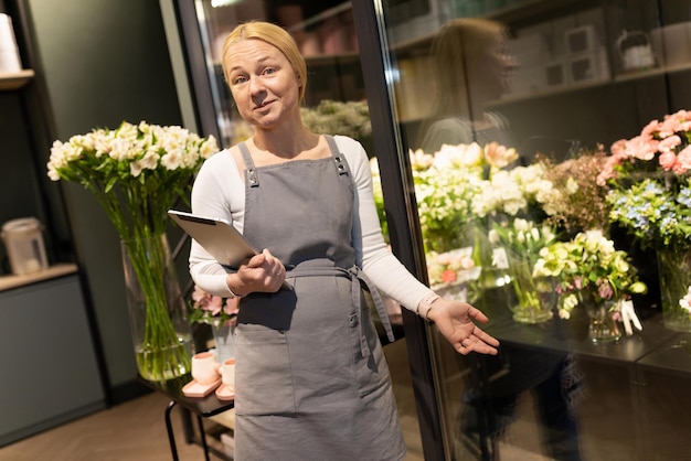 Tax reporting for an individual entrepreneur selling flowers and bouquets