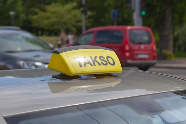 タリンのタクシー標識
