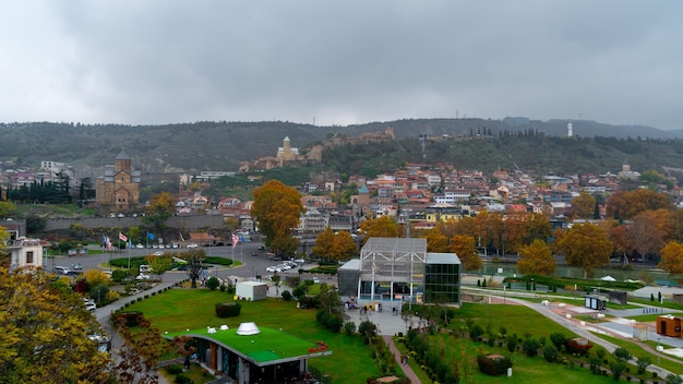트빌리시 조지아 2021년 11월 6일 옛 트빌리시의 아름다운 전경