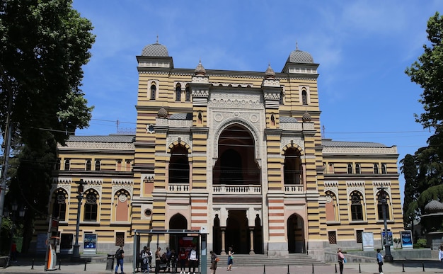 Foto teatro d'opera e di balletto georgiano di tbilisi intitolato a paliashvili