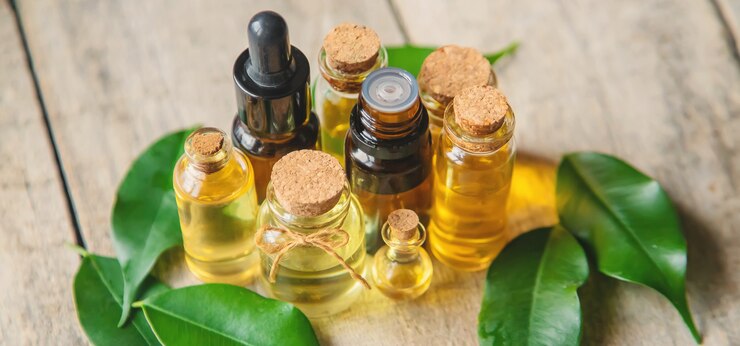 Photo tea tree essential oil in a small bottle