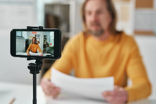 Teacher talking to students online