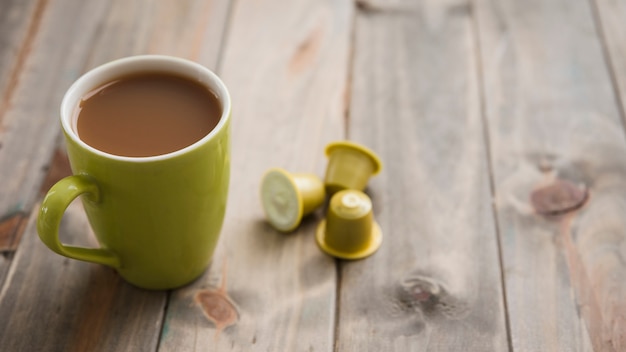 Foto tazza da tè con capsule