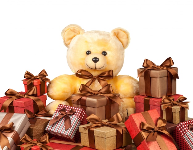 Teddybeer en veel dozen met geschenken